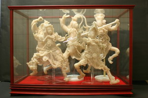 伍尊堵-13100元